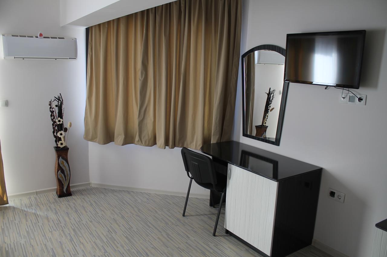 Tiara Hotel Dobritch Extérieur photo