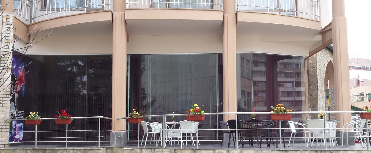 Tiara Hotel Dobritch Extérieur photo
